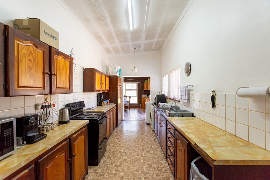 4 Bedroom Property for Sale in Middedorp Western Cape